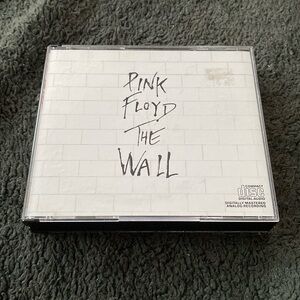 CD - PINK FLOYD THE WALL perfect condition